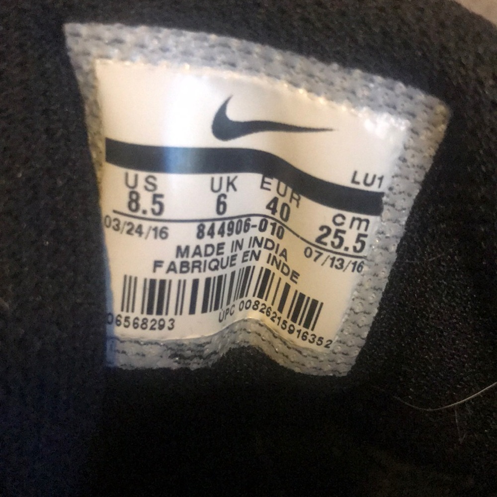 NIKE Black & White Court Borough Mid Sneakers - Picture 7 of 8